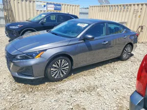Nissan Altima 2.5L 4 2025