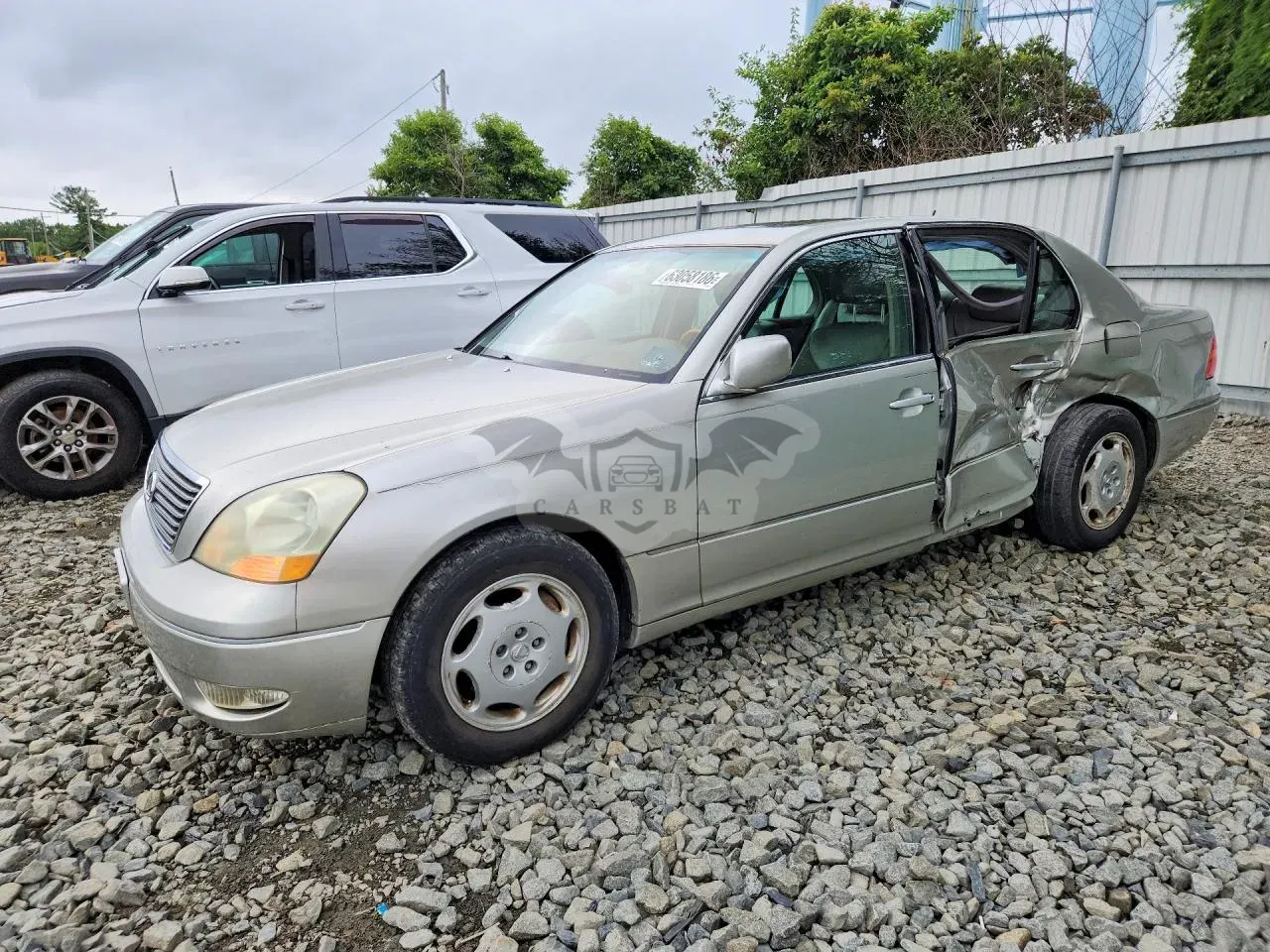Lexus LS 4.3L 8 2001