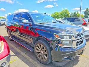Chevrolet Suburban 5.3L 8 2015