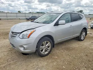 Nissan Rogue 2.5L 4 2013