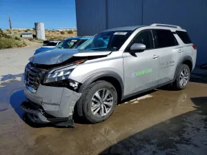 Nissan Pathfinder 3.5L 6 2025