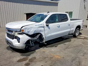 Chevrolet Silverado 1500 2.7L 4 2024