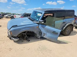 Ford Bronco 2.7L 6 2024