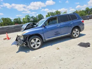 Toyota Highlander 3.5L 6 2013