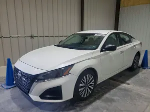 Nissan Altima 2.5L 4 2025