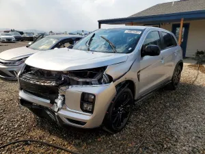 Mitsubishi Outlander 2.0L 4 2026
