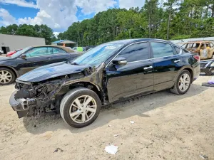 Nissan Altima 2.5L 4 2015