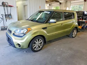 Kia Soul 2.0L 4 2013