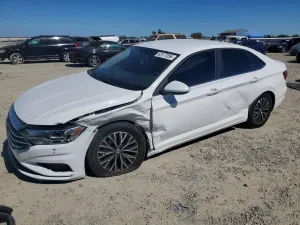 Volkswagen Jetta 1.4L 4 2021