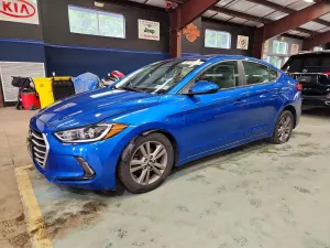 Hyundai Elantra 2.0L 4 2017