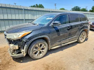 Toyota Highlander 3.5L 6 2015