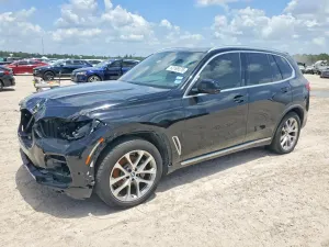 BMW X5 3.0L 6 2021