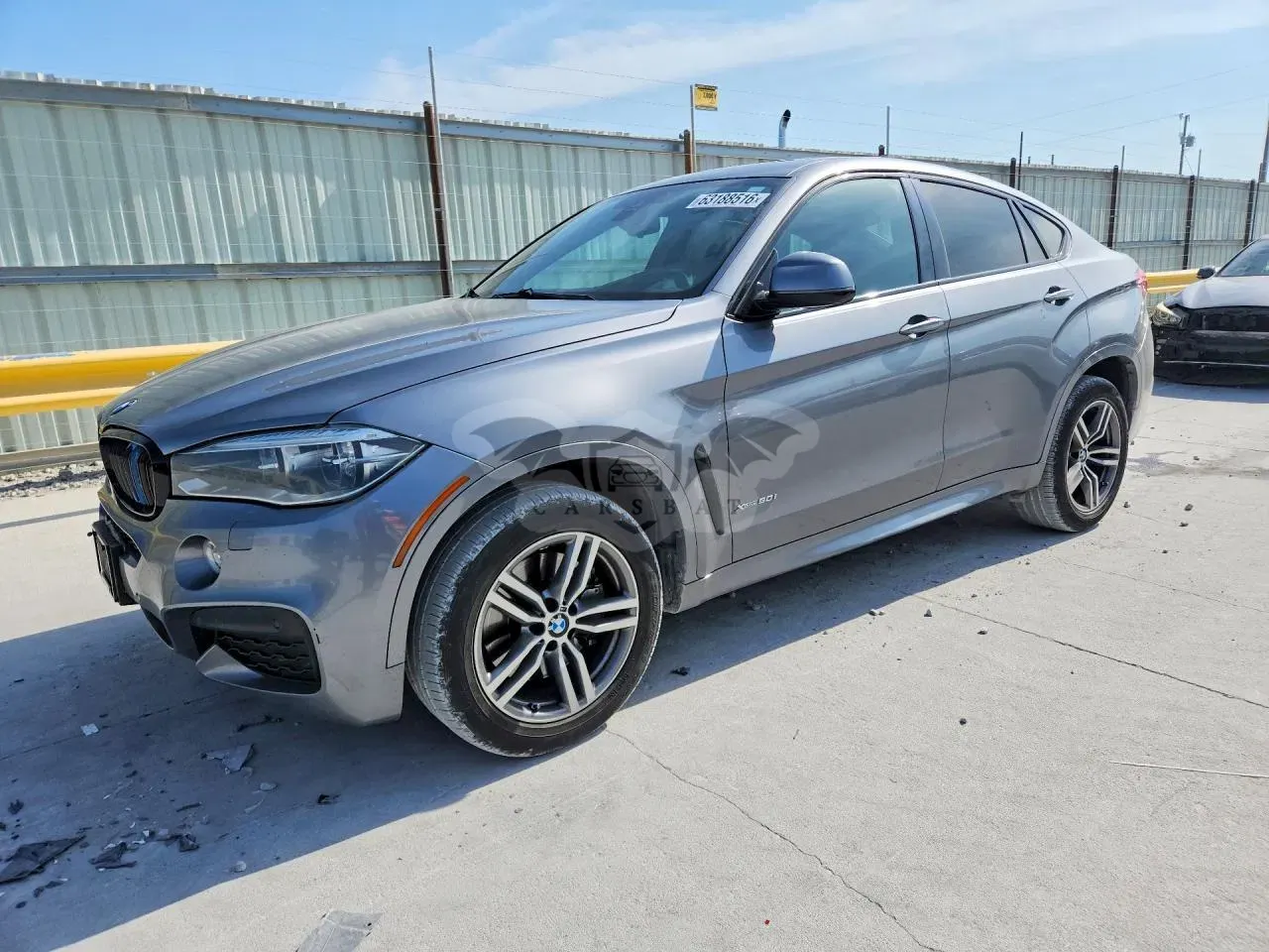 BMW X6 4.4L 8 2016