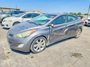 Hyundai Elantra 1.8L 4 2013
