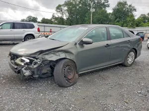 Toyota Camry 2.5L 4 2013