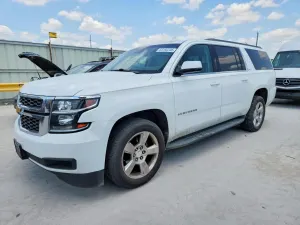 Chevrolet Suburban 5.3L 8 2016