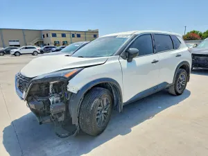 Nissan Rogue 2.5L 4 2021