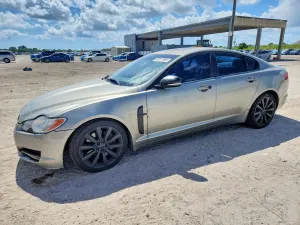 Jaguar XF 5.0L 8 2011