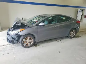 Hyundai Elantra 1.8L 4 2012