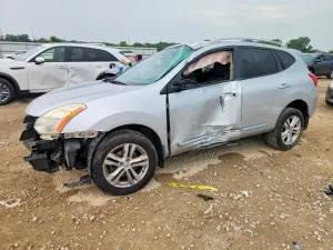Nissan Rogue 2.5L 4 2013
