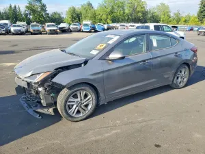 Hyundai Elantra 2.0L 4 2019