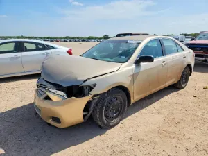 Toyota Camry 2.5L 4 2010