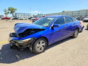 Hyundai Elantra 2.0L 4 2024