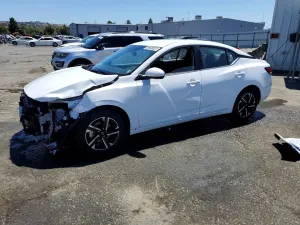 Nissan Sentra 2.0L 4 2025