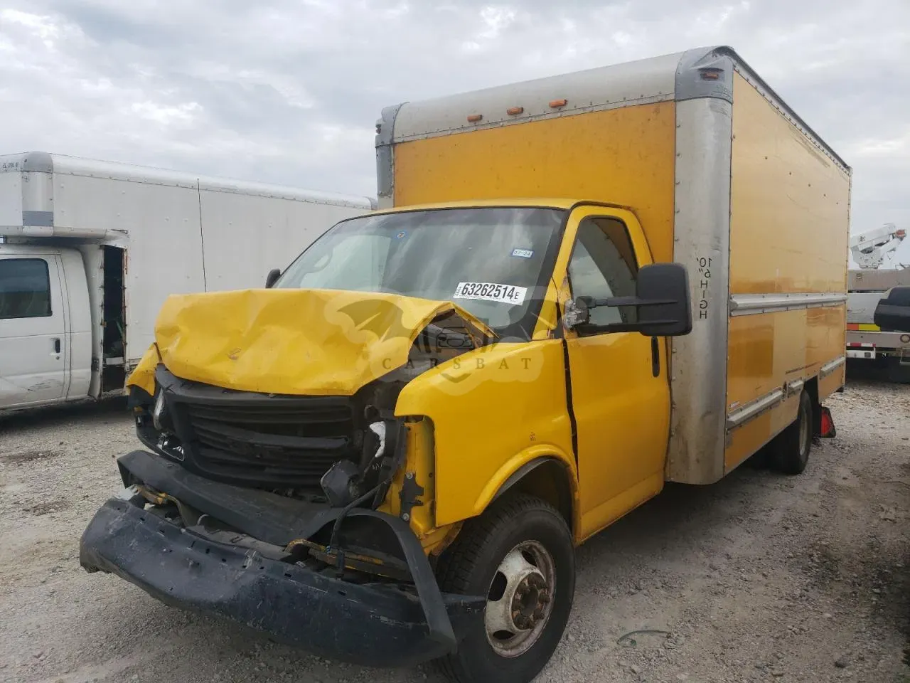 GMC Savana 6.0L 8 2011
