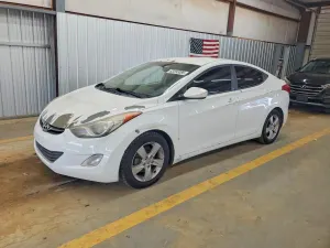 Hyundai Elantra 1.8L 4 2013