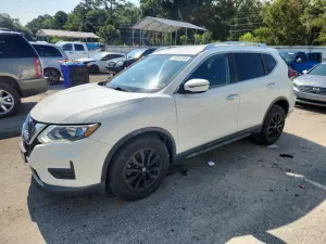 Nissan Rogue S 2.5L 4 2020