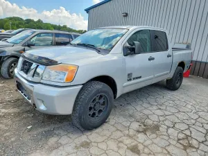Nissan Titan 5.6L 8 2010