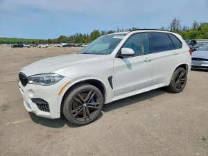 BMW X5 4.4L 8 2015