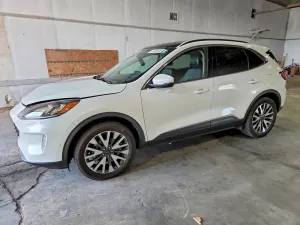 Ford Escape 2.0L 4 2020