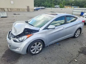 Hyundai Elantra 1.8L 4 2013
