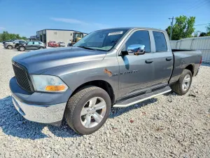Dodge RAM 5.7L 8 2011