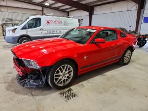Ford Mustang 3.7L 6 2014