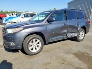 Toyota Highlander 3.5L 6 2013