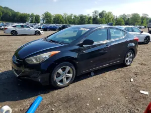 Hyundai Elantra 1.8L 4 2013