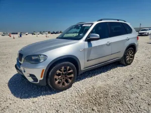 BMW X5 3.0L 6 2011