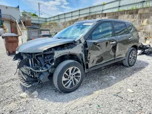 Nissan Rogue 2.5L 4 2016