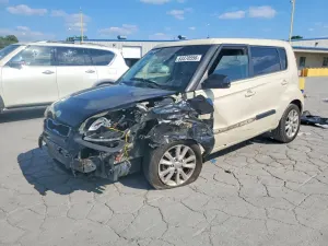 Kia Soul 2.0L 4 2013