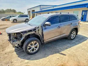 Toyota Highlander 3.5L 6 2014