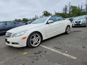 Mercedes-Benz E 3.5L 6 2011