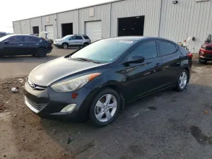 Hyundai Elantra 1.8L 4 2013