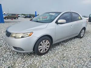 Kia Cerato / Forte / K3 2.0L 4 2013