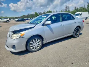 Toyota Corolla 1.8L 4 2013