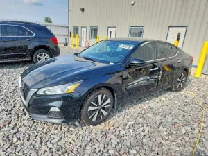 Nissan Altima 2.5L 4 2022