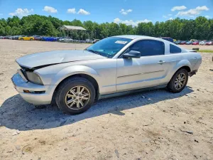 Ford Mustang 4.0L 6 2007
