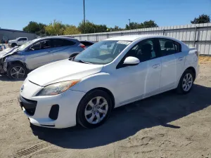 Mazda 3 2.0L 4 2013